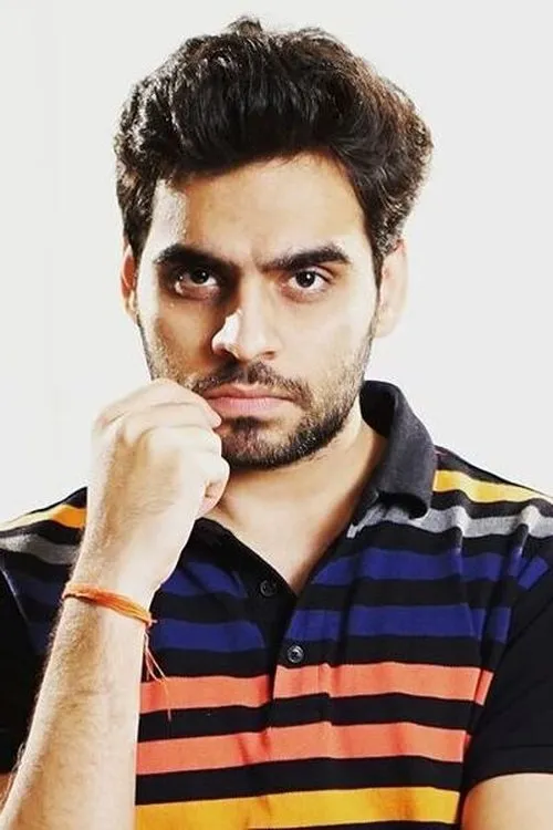 Satish Ray — personaje: Amit Bahiya