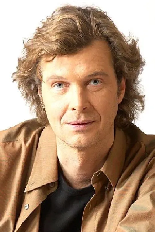 Saulius Balandis interpretando a Linas Tamonis