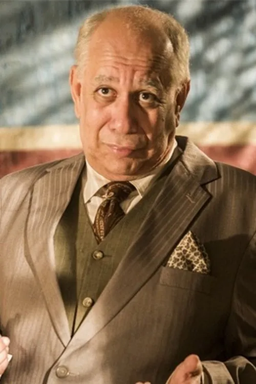 Saulo Laranjeira interpretando a Augustão