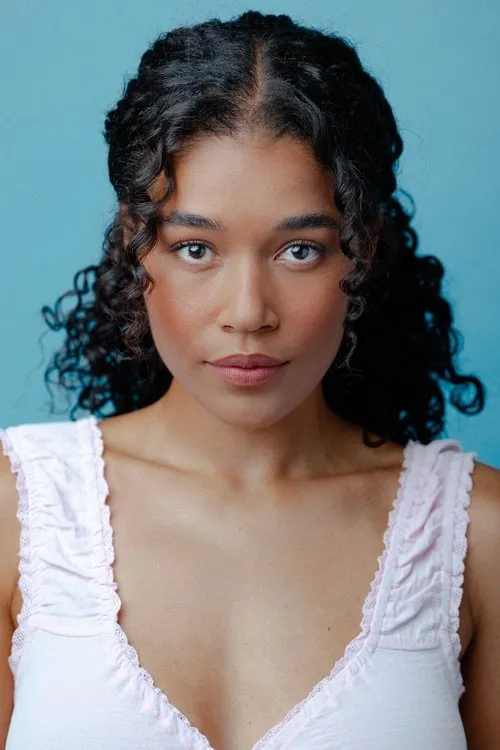 Savannah Bangoura interpretando a Emma