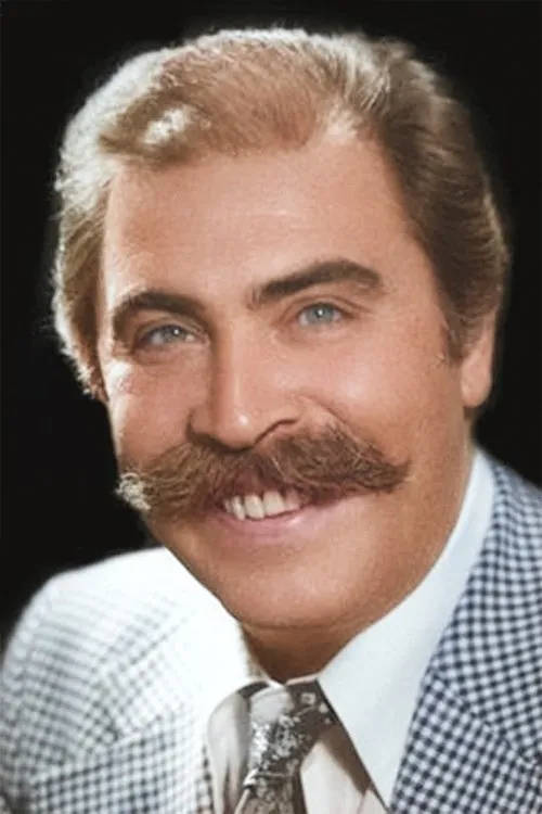 Savaş Başar interpretando a Haluk