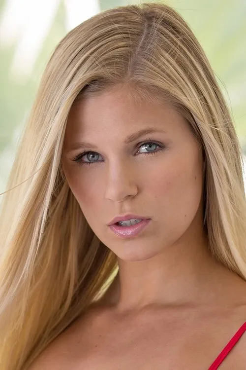 Scarlet Red interpretando a 