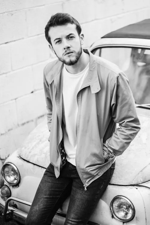 Pom Boyd ha trabajado con Scott Graham en 1 ocasiones