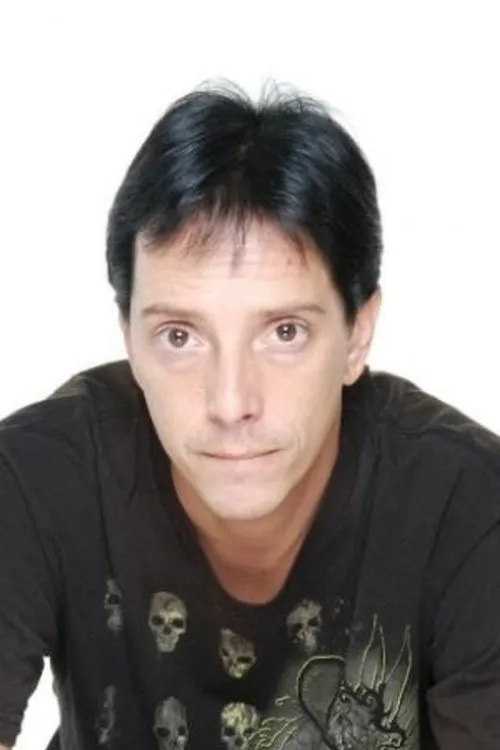 Anne Howe ha trabajado con Scott Lyons en 3 ocasiones