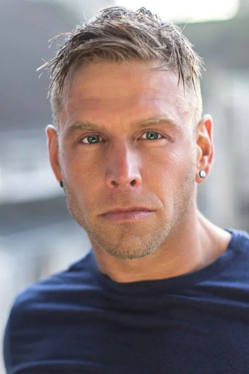 Twan Holliday ha trabajado con Scotty Mac en 1 ocasiones