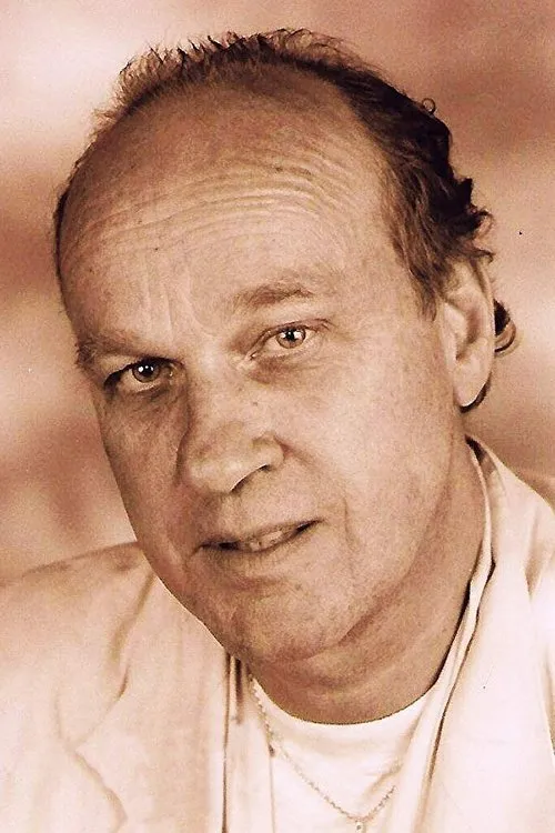 Dina Claasen ha trabajado con Sean Arnold en 1 ocasiones