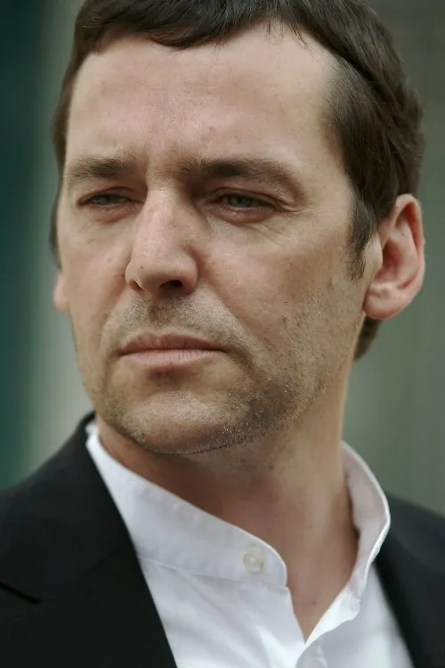 Sean Gallagher — personaje: DC Neil Stanton