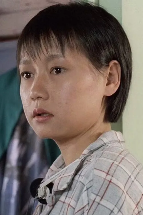 Season Ma interpretando a Cam Nuong