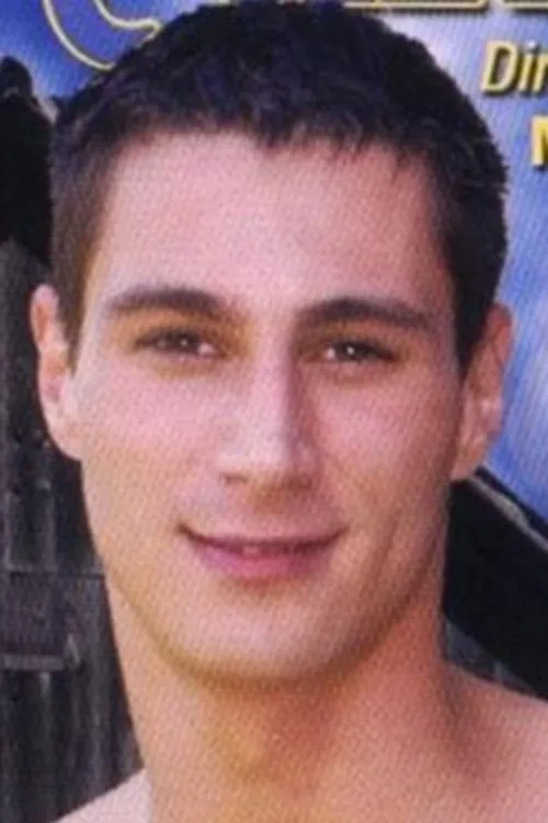 Sebastian de Long interpretando a