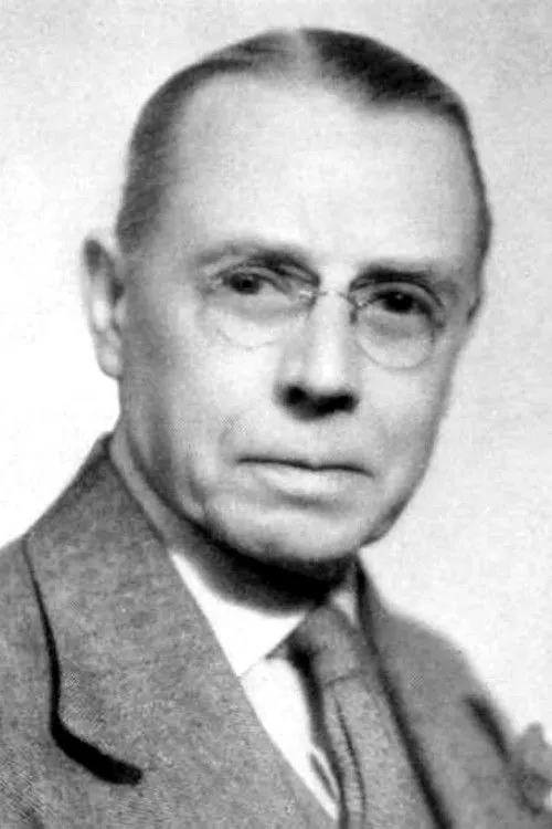 Sebastian Smith interpretando a Henry Baker