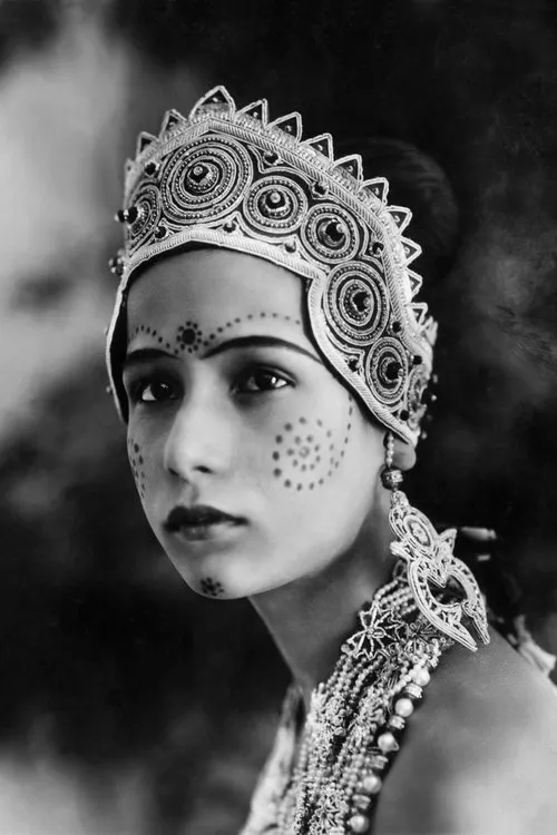 Seeta Devi interpretando a Dalia