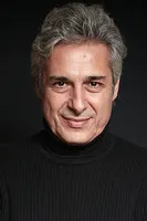 Selçuk Sazak en su biografía y filmografía