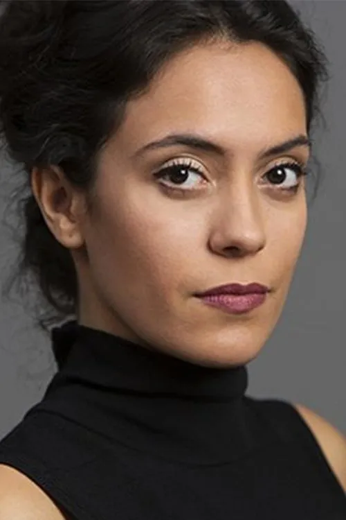 Selen Kurtaran interpretando a Duygu