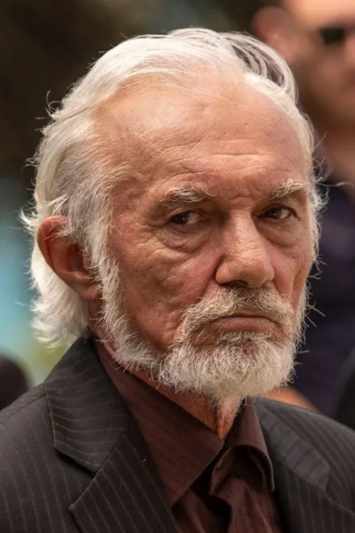 Silvana Bajcinovci ha trabajado con Selman Jusufi en 1 ocasiones