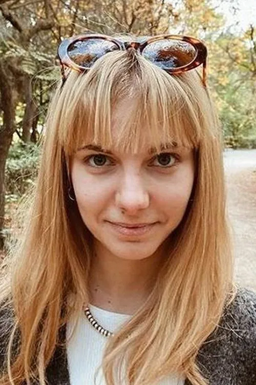 Foto de perfil del actor Semiramis Ampatzoglou en el reparto