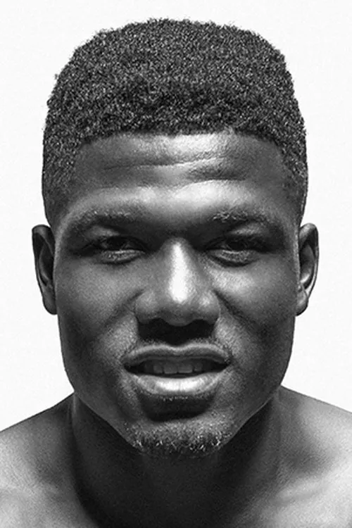 Sena Agbeko interpretando a Self