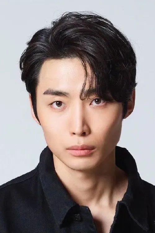 Seo Dong-kyu en su biografía y filmografía