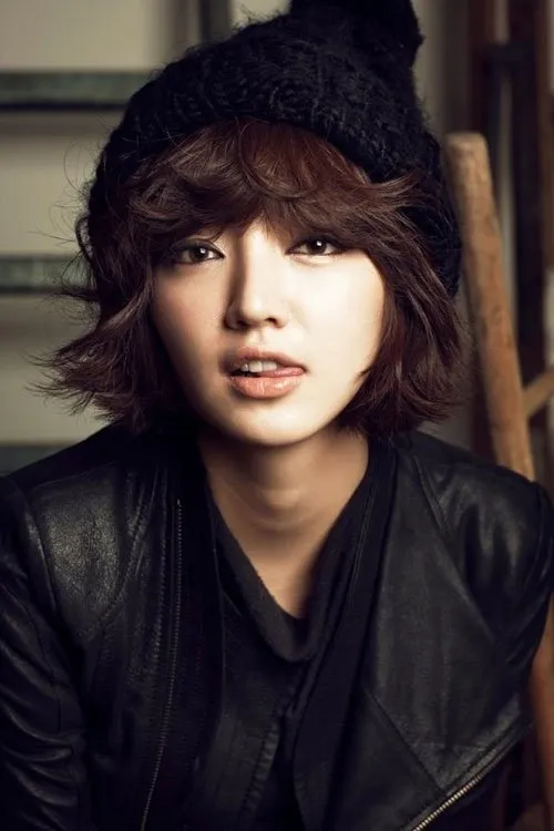 Seo Eun-Chae — personaje: Han Joo-hee