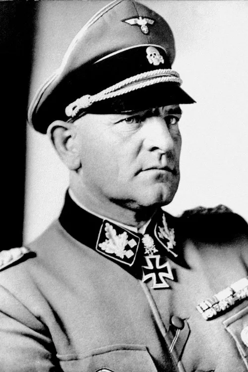 Julius Streicher ha trabajado con Sepp Dietrich en 3 ocasiones