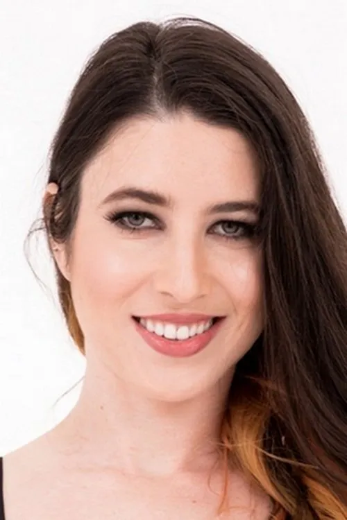 Serena Blair interpretando a Sue Loman