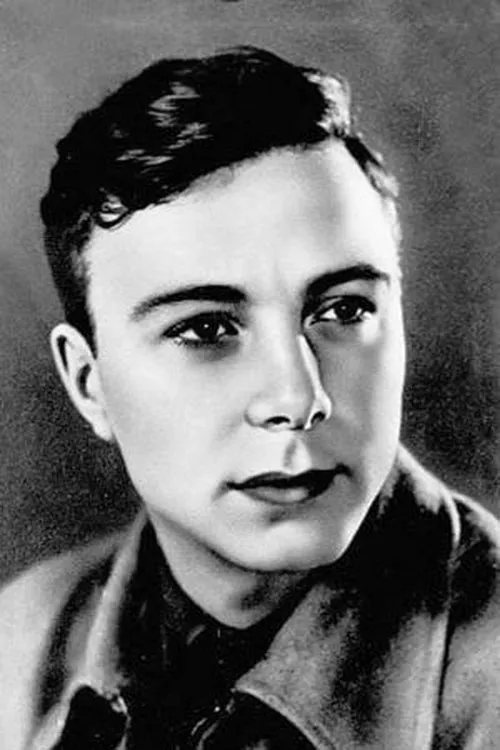 Sergei Gurzo interpretando a 