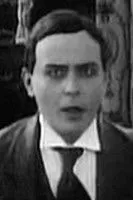 Foto de perfil del actor Sergei Kvasnitskii en el reparto