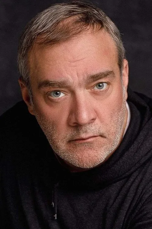 ???? ?????? ha trabajado con Сергей Козик en 1 ocasiones