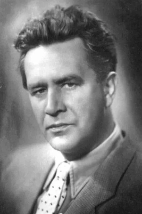 Сергей Курилов interpretando a 