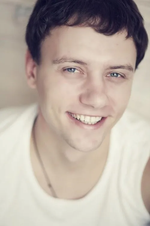 Сергей Штатнов interpretando a