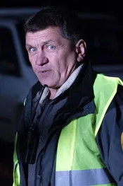 Сергей Воробьев interpretando a Second receptionist