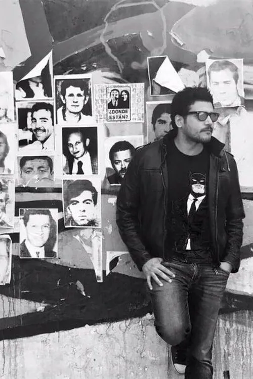 Sergio Dávila interpretando a Sicario Hernan