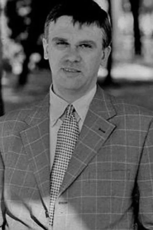 Foto de perfil del actor Sergio Luzi en el reparto