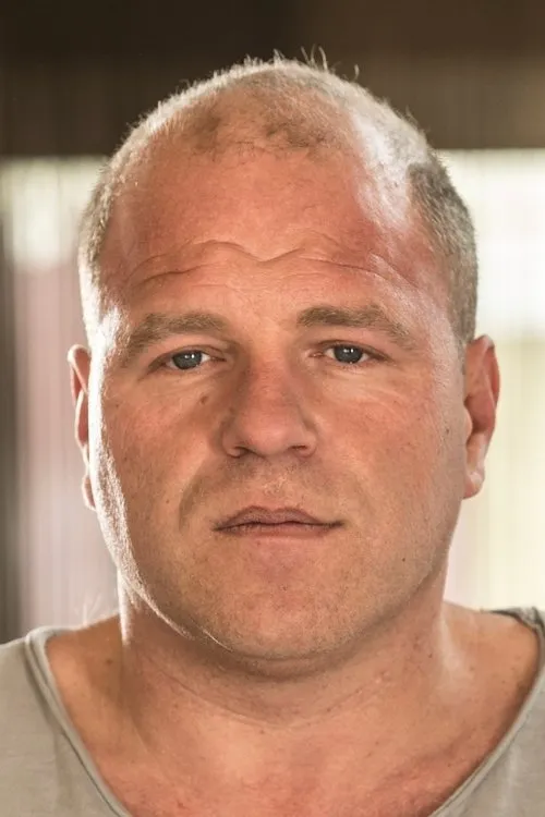 Steven Colombeen ha trabajado con Sergio Quisquater en 1 ocasiones