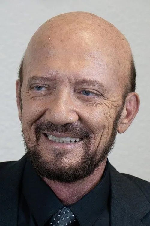 Sérgio Vergílio interpretando a Domingo de Soto