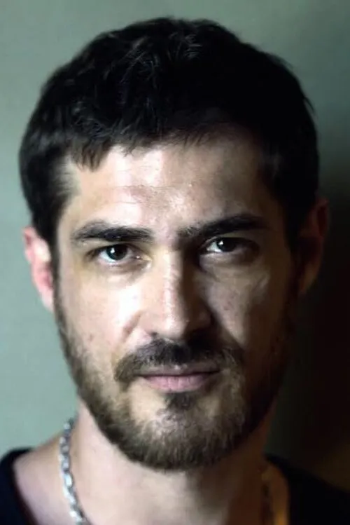 Serhiy Strelnykov interpretando a 