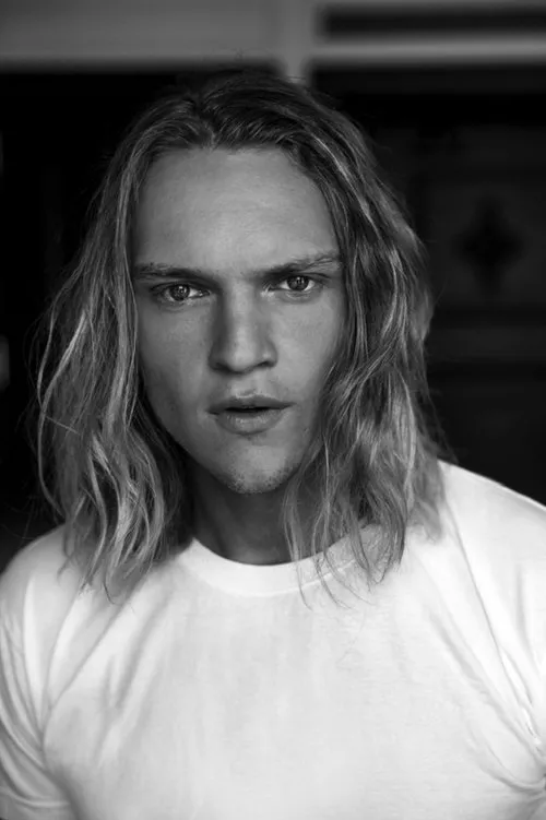 Amelie Child-Villiers ha trabajado con Set Sjöstrand en 1 ocasiones