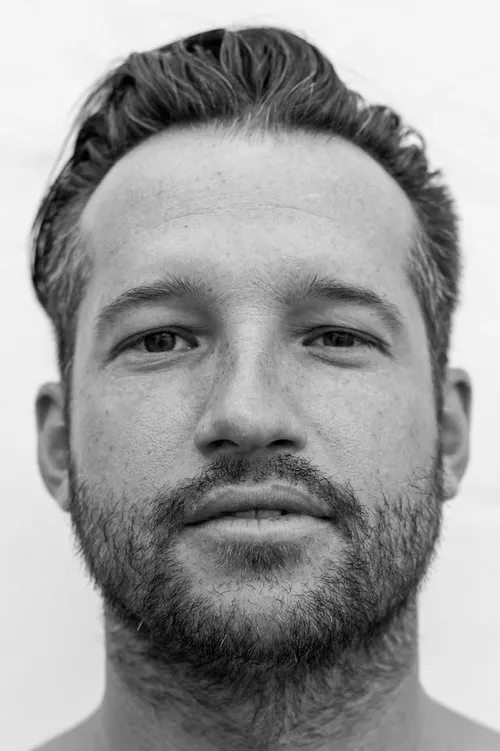 Alan Vazquez ha trabajado con Seton Edgerton en 1 ocasiones