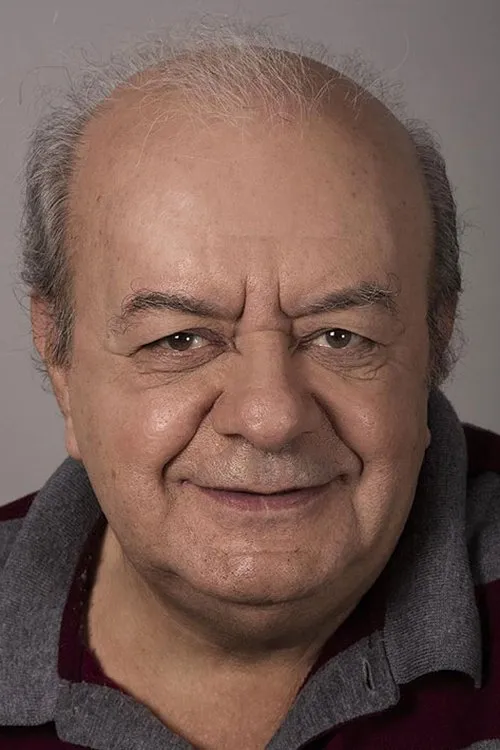 Sezai Altekin interpretando a Fikret