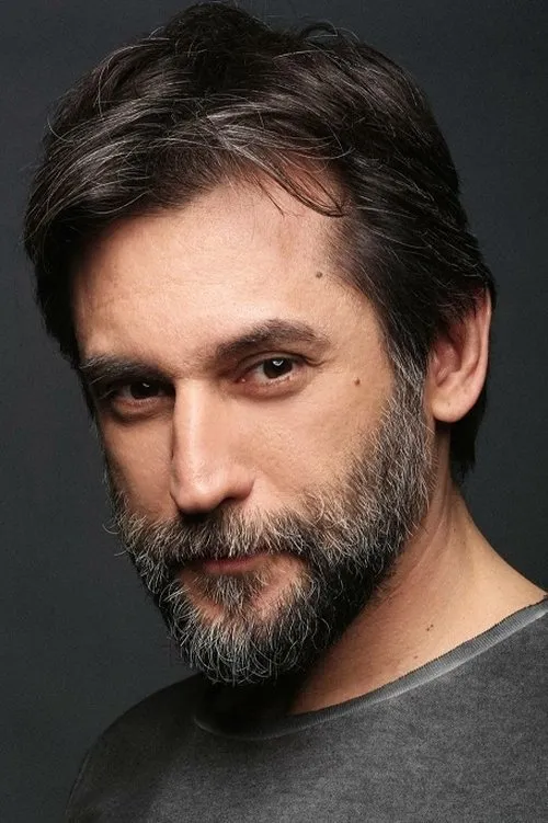 Sezgin Erdemir — personaje: Asad ad-Din Shirkuh