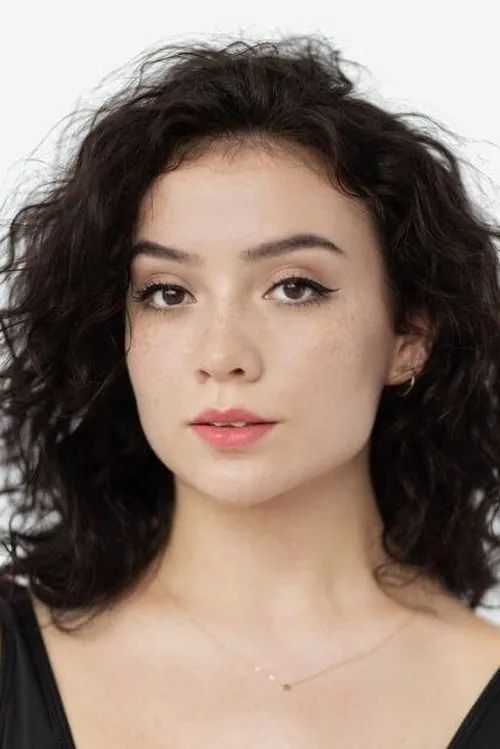 Shaelynn Estrada interpretando a Self