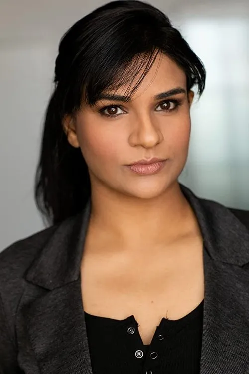 Derek Loughran ha trabajado con Shaifali Ratti en 1 ocasiones