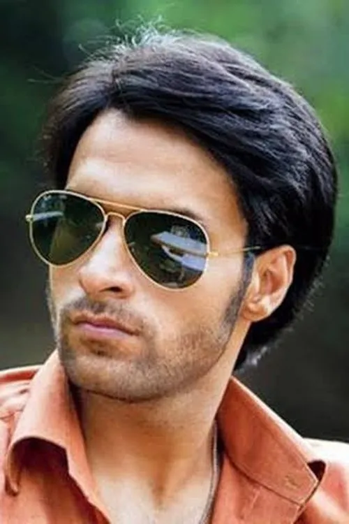 Shaleen Malhotra en su biografía y filmografía