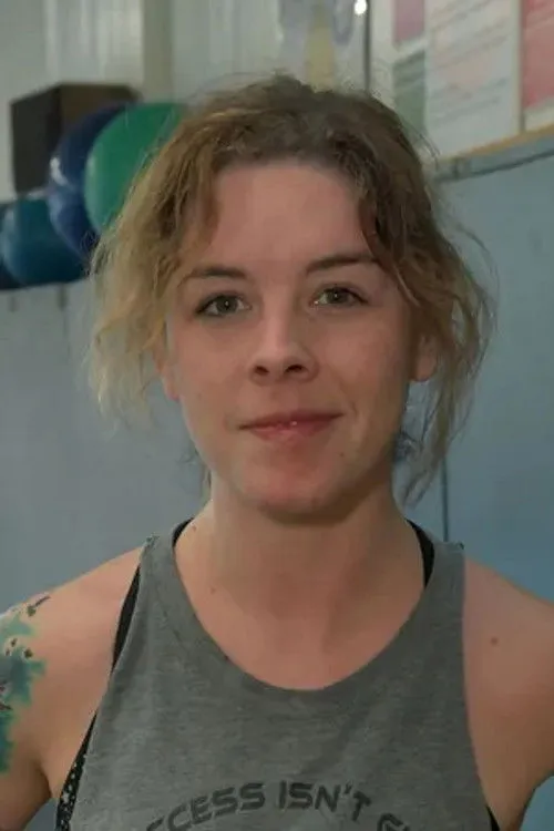 Maria Favela ha trabajado con Shamir Peshewa en 1 ocasiones