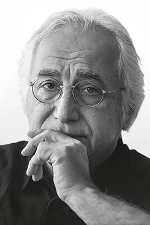 Shams Langroudi interpretando a 