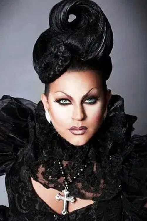 Shannel — personaje: Himself - Drag professor