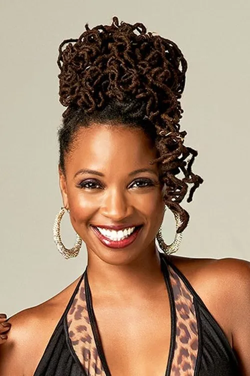 Shanola Hampton interpretando a Elaine