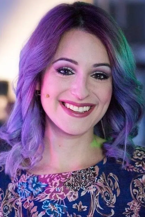 Adrian Klos ha trabajado con Shanti Winiger en 1 ocasiones