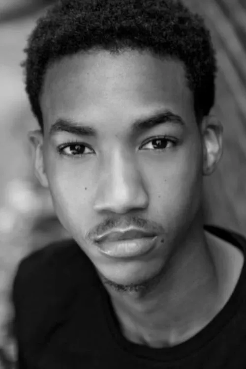 Aymen Hamdouchi ha trabajado con Shaquille Ali-Yebuah en 2 ocasiones