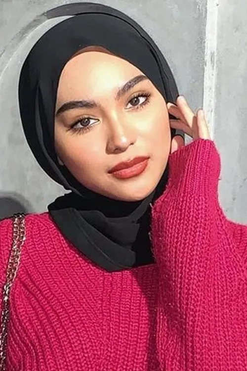 Sharifah Rose — personaje: Rashidah