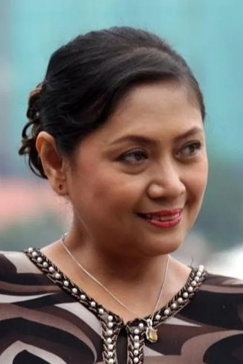 Shariza Mahmud interpretando a 